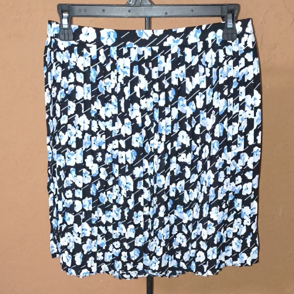 J. Crew Women's Blue Floral Pleated Midi Skirt Size 0